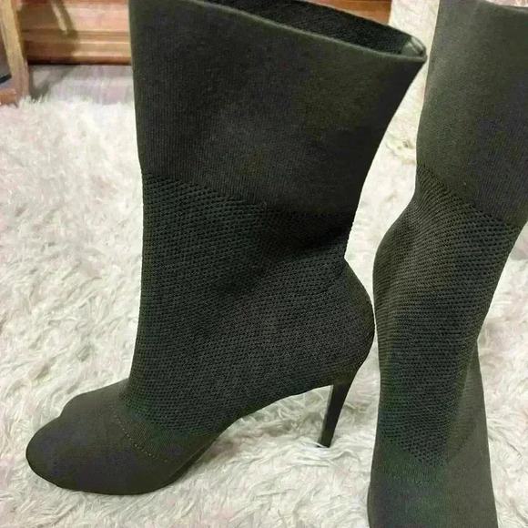 Steve Madden Kristi Peep Toe 3/4
Boot Stiletto - Picture 12 of 16